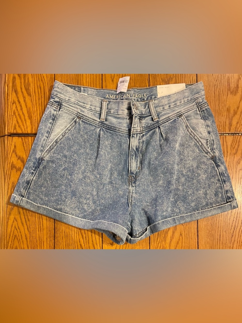 NWT American Eagle Outfitters, mom shorts, blue denim, size 12, inseam 3 inches